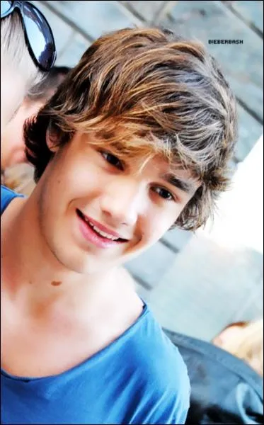 Quel est son Twitter ?