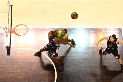 Quelles quipes s'affrontent dans ce match de PRO A ?