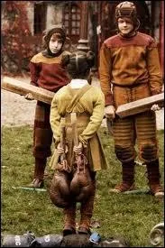 Voici une scne du film  Les enfants de Timpelbach . Qui est la fille de dos ?