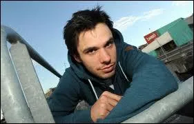 Compltez les paroles de cette chanson  Saint valentin  : J'aime les chattes de gouttire... ?