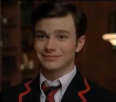 Pourquoi Kurt a-t-il chang de lyce ?