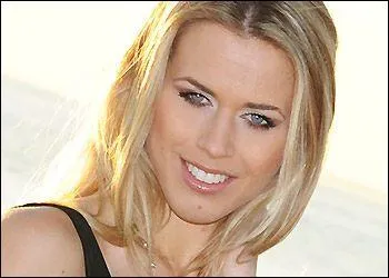 Comment s'appelle l'actrice qui joue le rle de Chlo ?