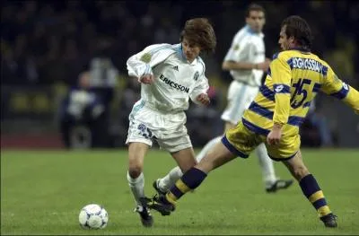 Dans quel Olympique Daniel Bravo a-t-il jou en premier ?