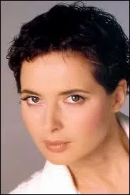 Mannequin, puis actrice, elle a de qui tenir, Isabella Rossellini, car elle est la fille d'un grand ralisateur italien et de la star de cinma. . ?