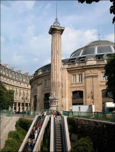 Comment s'appelle ce monument parisien ?