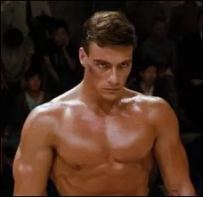 Qui a été surnommé : ''Le Fred Astaire du karaté'' et ''The muscles of Brussels'' ?