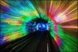 De quelle couleur sont les cheveux d'Annabeth dans le film et dans le livre ? ( ne vous fiez pas  l'image ).