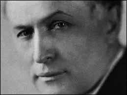 Harry Houdini (1874 / 1926) est le nom d'un merveilleux ------------ (le plus grand peut-être).