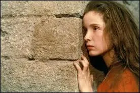 B comme Julie Delpy dans La passion  ...  , qui est...