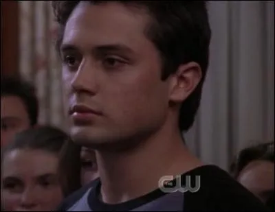 Qui est ce jeune homme qui s'est engag dans l'arme de l'air ?