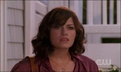 Qui est cette chanteuse qui a eu un fils alors qu'elle tait encore au lyce ?