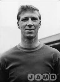 Jack Charlton fut un des vainqueurs de la Coupe du monde 1966. Il a toujours joué à...