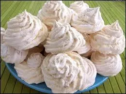 Comment se nomme cette ptisserie constitue de blanc d'oeuf et de sucre ?