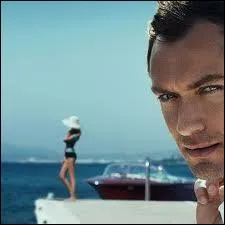 Qelle est la musique de la publicit 2012 pour l'eau de toilette  Dior Homme sport  ?