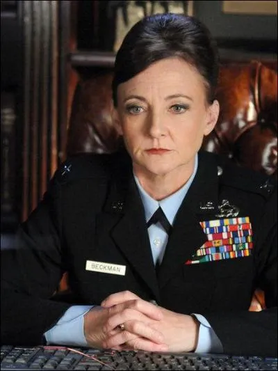 Comment Gnral Diane Beckman s'appelle-t-elle rellement ?