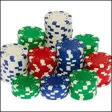 Une personne hypocrite est :