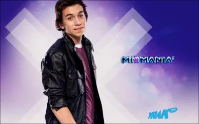 Comment s'appelle le garon sur cette photo ?