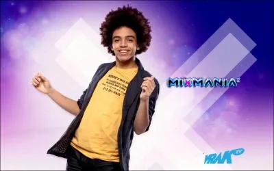 Comment s'appelle le garon sur cette photo ?