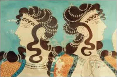 Les Minoens étaient d'excellents orfèvres. Les bijoux dont s'ornaient les riches femmes minoennes sont d'une beauté et finesse incroyable. Lequel de ces pendentifs est d'origine minoenne ?