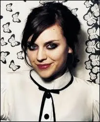 Qui est cette chanteuse ?