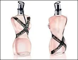 Par quel grand couturier ces flacons de parfum ont-ils été créés ?