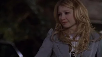 Comment s'appelle cette fille qui faisait partie des  Jeunes chastes  du lyce ?