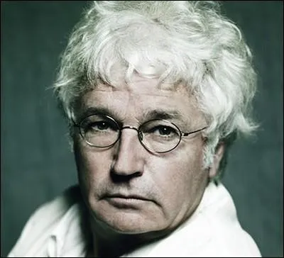 Ralisateur franais de 'La Guerre du feu', 'L'Ours', 'Le Nom de la rose' d'Umberto Eco ou encore 'L'Amant' de Marguerite Duras. N le 1/10/1943