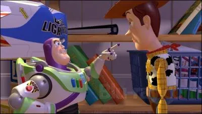 Lors de leur dispute sous le camion ( sur le trajet de Pizza Planet ), comment Buzz qualifie-t-il Woody ?