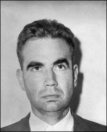 Ingnieur franais et lieutenant-colonel de l'arme de l'air, il organisa en 1962 l'attentat du Petit-Clamart dans le but d'assassiner le gnral de Gaulle, il fut excut en 1963 au fort d'Ivry :