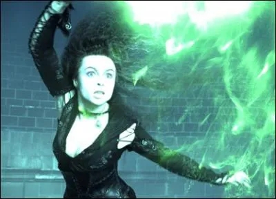 Contre qui Bellatrix se bat-elle ?
