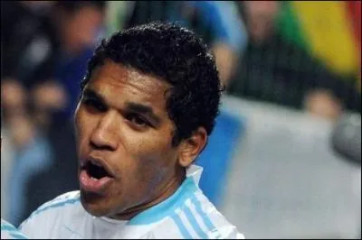 Dans quel sport s'illustre Brandao ?