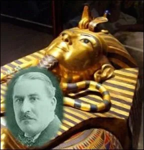 Quelle spulture de pharaon fut dcouverte le 4 novembre 1922 par l'archologue britannique Howard Carter dans la valle des Rois face  Louxor en Egypte ?