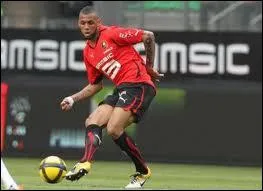 Le Paris Saint-Germain a battu Sabl sur quel score ?