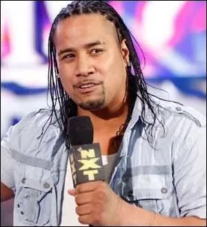 Comment s'appelle le frre de Jimmy Uso ?