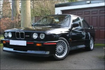 Quelle est cette srie limite de la BMW M3 E30 ?