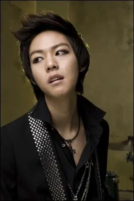 Qui tait le maknae (le plus jeune) du groupe ?