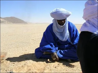 Pose saharienne, pour ces...