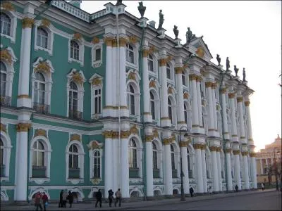 Dans quelle ville se trouve l'Ermitage ?