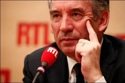 Quel est le genre du parti de Franois Bayrou ?