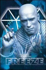 En 1997, dans quel film de Joel Schumacher incarne-t-il Mister Freeze ?