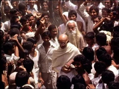 Gandhi, 1982