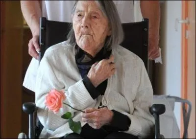 Quelle est son identit ?