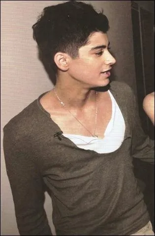 Qui a ras les jambes de Zayn ?