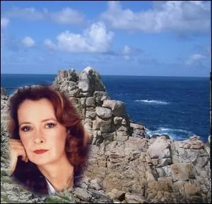 Actrice de cinma et de thtre ne  Morlaix, elle effectue ces dbuts au cinma dans   les Galettes de Pont-Aven   et se rvle dans le film   Les Bronzs   ... .