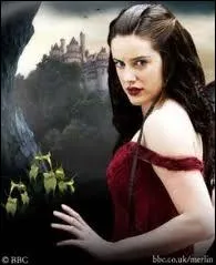 Qui est ce personnage et comment est-elle morte ?