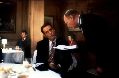 Au moment de commander, vous n'avez malheureusement pas compris la question du serveur. Que dites-vous ?