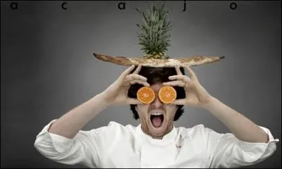 a y est , vous venez de renverser la bouteille de vin dans l'assiette de votre voisin et de trbucher sur votre vieille tante qui peine  rester veille. Comment devez-vous vous faire pardonner ?