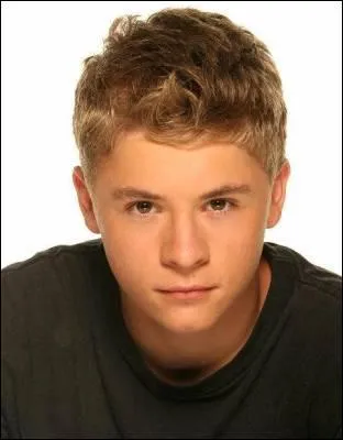 Comment s'appelle la sur de Gustav ?