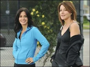 Dans quelle srie retrouve-t-on Jules et Ellie ?