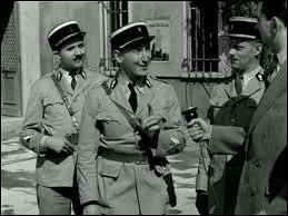 En 1949, Bourvil expliquait ce que devait être la ''Tactique du gendarme'' ... Quelle recommandation ne faisait-il pas ?